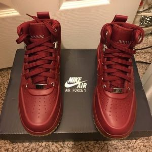 NWOT Nike Air Force 1 water resistant shoes